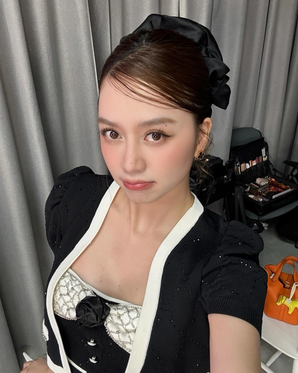 Thiều bảo trang và những lời đồn thổi liên quan đến scandal giật chồng