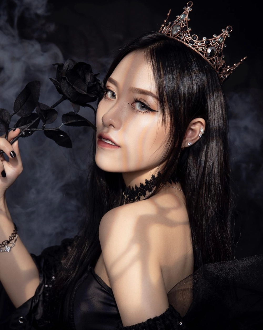 Trà đặng ngầu trong tạo hình mới làm fan đứng ngồi không yên