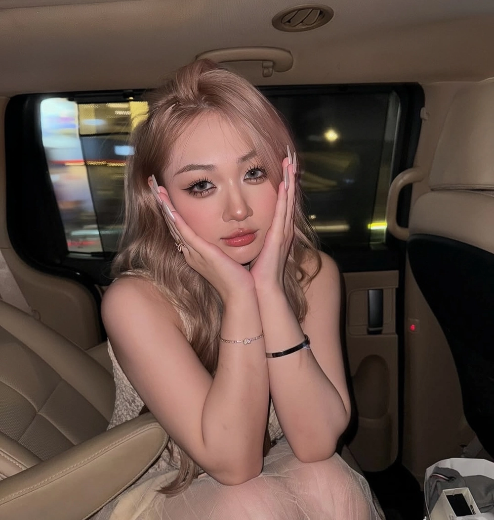 Tiết lộ bất ngờ về trần hà linh quá khứ gây sốc CĐM