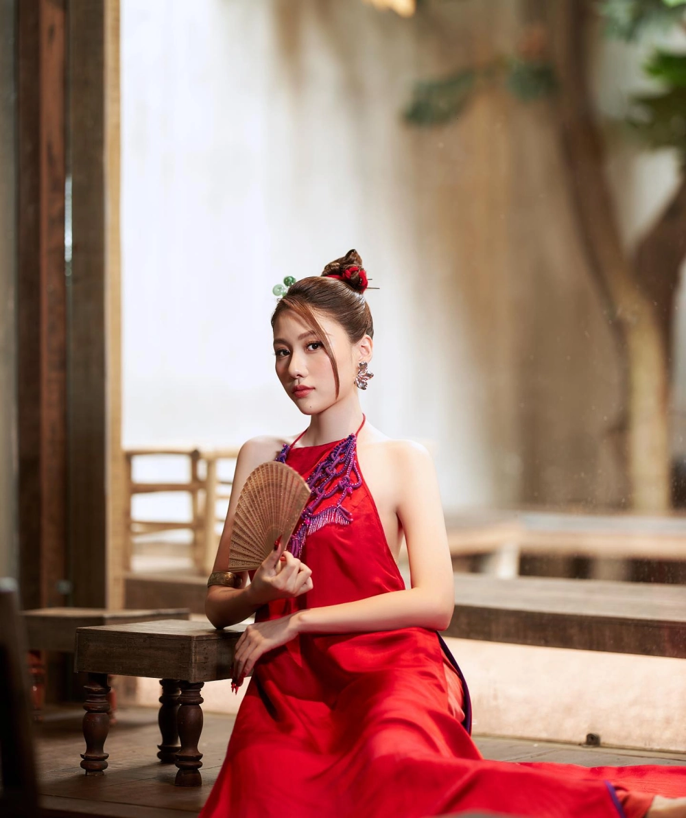Uyển Ân Nhà bà Nữ: Vai diễn đột phá trong sự nghiệp