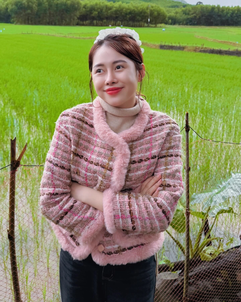 Tìm hiểu về phong cách Việt Phương Thoa búp bê qua những video độc đáo